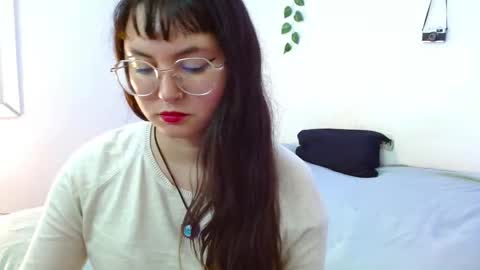 Snapshot of mily_baker chatting on 01/10/25, 10:15 mily_baker online show from 01/10/25, 10:15