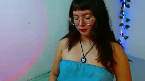 Snapshot of mily_baker chatting on 01/30/25, 10:19 mily_baker online show from 01/30/25, 10:19