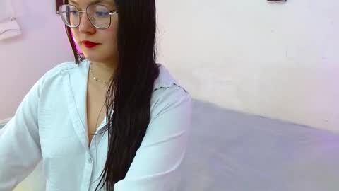 Snapshot of mily_baker chatting on 02/01/26, 11:36 mily_baker online show from 02/01/26, 11:36