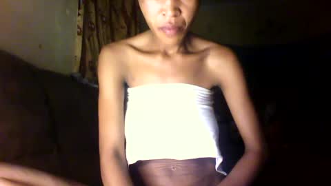 Snapshot of mily_cute chatting on 02/04/25, 12:08 mily_cute online show from 02/04/25, 12:08