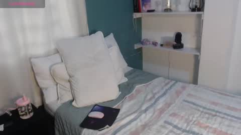 Mily Miley online show from 06/15/26, 09:17