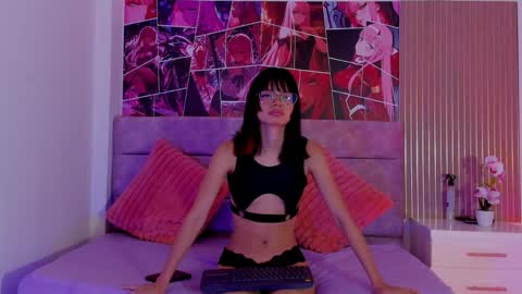 Snapshot of mimi_blossom chatting on 03/30/26, 12:50 Mila online show from 03/30/26, 12:50