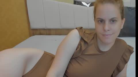 mimixo99 online show from 09/17/25, 08:32