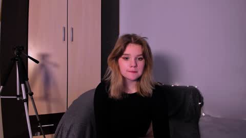 hi Im Mina  online show from 12/09/24, 08:44