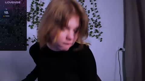 hi Im Mina  online show from 02/19/25, 12:33