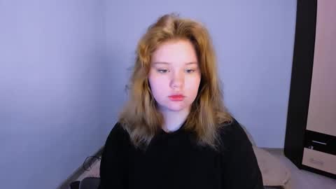 hi Im Mina  online show from 11/13/25, 02:43