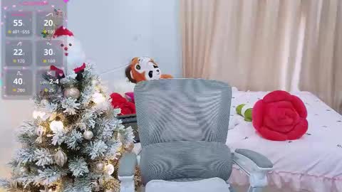 mina_686 online show from 12/15/25, 08:29