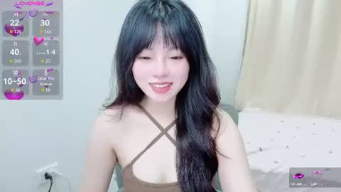 Snapshot of minaaaa69879 chatting on 06/25/26, 02:11 Na online show from 06/25/26, 02:11