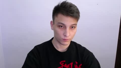 Snapshot of minato_kabuki chatting on 12/17/24, 07:26 MINATO online show from 12/17/24, 07:26