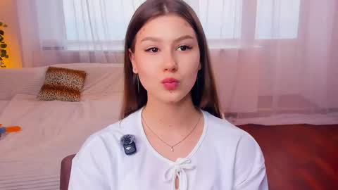 Mindi online show from 10/15/25, 07:19