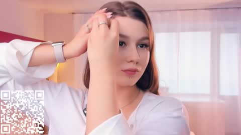 Mindi online show from 10/29/25, 07:21