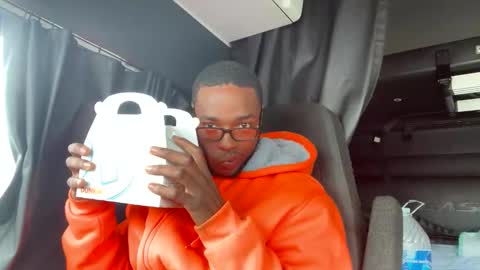 Snapshot of mindsense chatting on 11/02/25, 02:30 mindsense online show from 11/02/25, 02:30