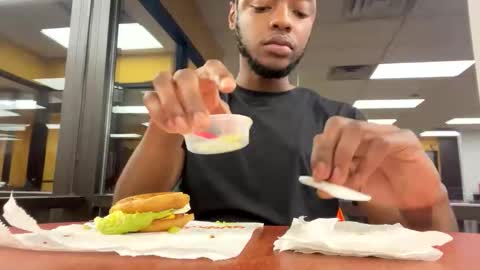 Snapshot of mindsense chatting on 11/05/25, 10:32 mindsense online show from 11/05/25, 10:32