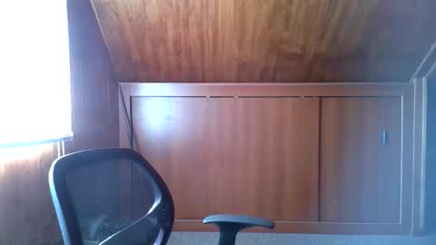 Snapshot of mindsetgen10k chatting on 01/17/26, 07:50 mindsetgen10k online show from 01/17/26, 07:50