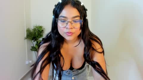 Snapshot of mindy_claker chatting on 05/30/26, 01:52 Mindy online show from 05/30/26, 01:52
