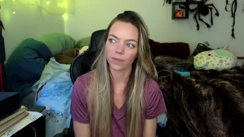 Mindy Mars online show from 01/13/25, 06:38