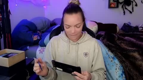 Mindy Mars online show from 01/15/25, 02:35