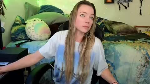 Mindy Mars online show from 02/24/25, 04:36