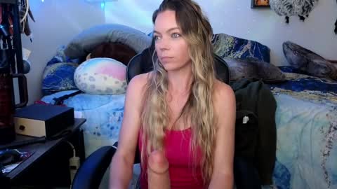 Mindy Mars online show from 03/10/25, 05:39