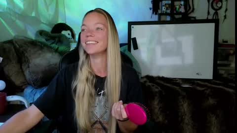 Mindy Mars online show from 09/24/25, 02:53