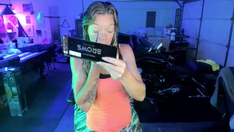 Mindy Mars online show from 10/10/25, 02:49