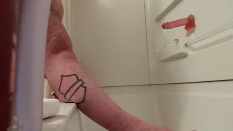 Snapshot of mindyourvib3z chatting on 02/16/25, 04:42 mindyourvib3z online show from 02/16/25, 04:42