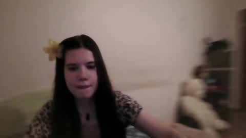 Amelia online show from 10/23/25, 08:24