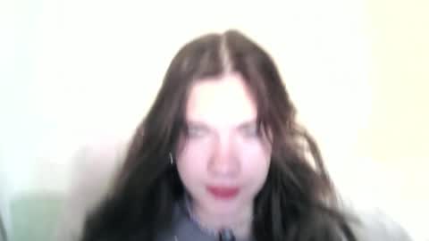 Amelia online show from 10/25/25, 05:59