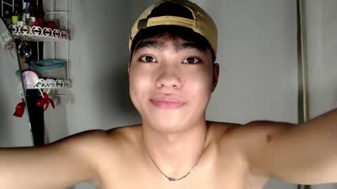 mingkla_man online show from 06/16/26, 06:43