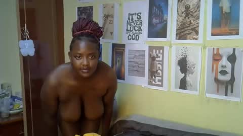 Snapshot of mini_karee chatting on 03/30/26, 08:37 mini_karee online show from 03/30/26, 08:37