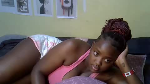 Snapshot of mini_karee chatting on 04/14/26, 07:47 mini_karee online show from 04/14/26, 07:47