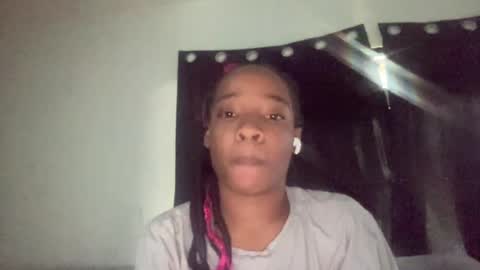 Snapshot of mini_luv chatting on 07/02/26, 04:02 SLIPSLID online show from 07/02/26, 04:02