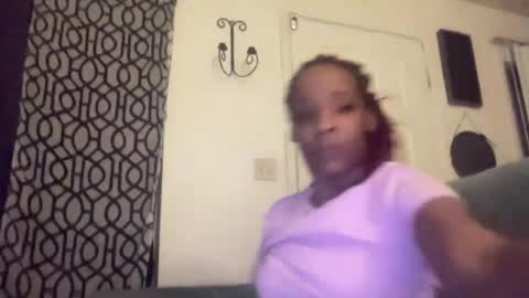 Snapshot of mini_luv chatting on 07/18/26, 07:23 SLIPSLID online show from 07/18/26, 07:23