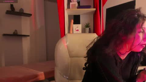 miniadelf online show from 05/09/26, 03:39