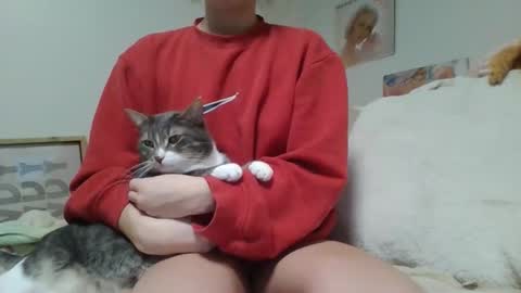 Snapshot of minilynixo chatting on 12/21/25, 06:15 minilynixo online show from 12/21/25, 06:15