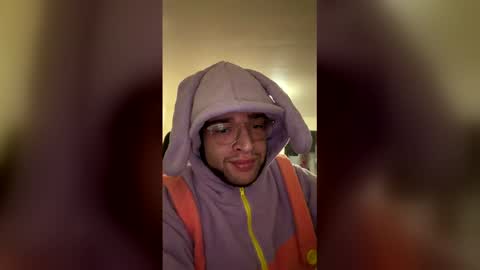 Snapshot of minimoose1003 chatting on 02/05/26, 12:15 minimoose1003 online show from 02/05/26, 12:15