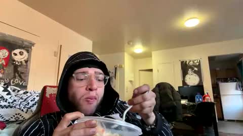 Snapshot of minimoose1003 chatting on 02/25/26, 09:46 minimoose1003 online show from 02/25/26, 09:46