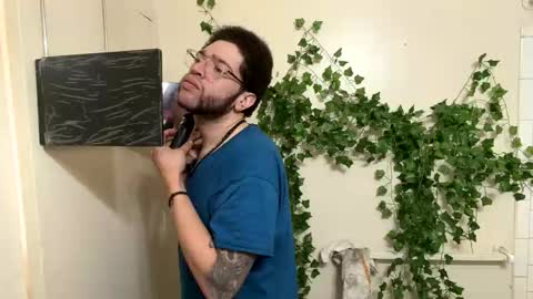 Snapshot of minimoose1003 chatting on 03/14/26, 08:58 minimoose1003 online show from 03/14/26, 08:58