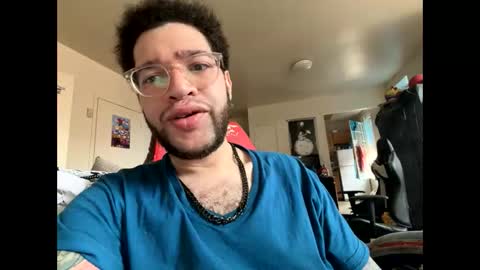 Snapshot of minimoose1003 chatting on 03/21/26, 09:29 minimoose1003 online show from 03/21/26, 09:29