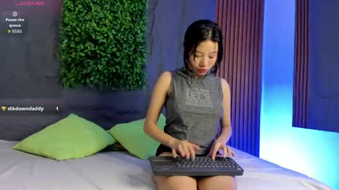 minji_chido online show from 05/04/26, 11:06