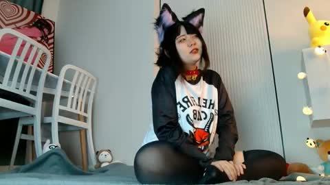 Snapshot of minji_snow chatting on 06/07/26, 01:04 Minji online show from 06/07/26, 01:04
