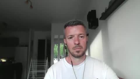 minka28 online show from 04/27/26, 05:33