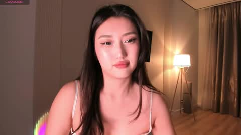 minnie_jin online show from 04/26/26, 03:21