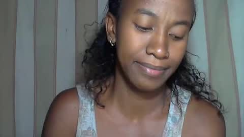 minouch211907 online show from 02/17/25, 08:26