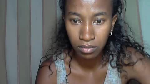 minouch211907 online show from 02/18/25, 03:10