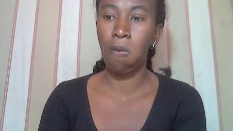 minouch211907 online show from 09/09/25, 07:41