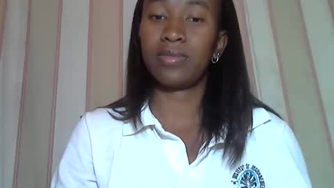 minouch211907 online show from 09/18/25, 06:37