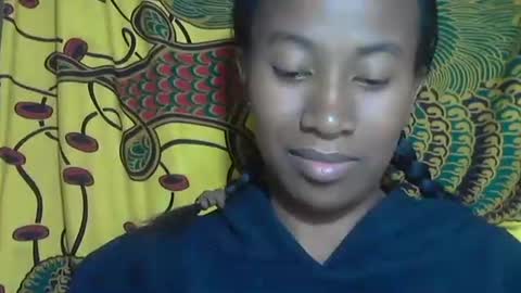 minouch211907 online show from 10/18/25, 08:42