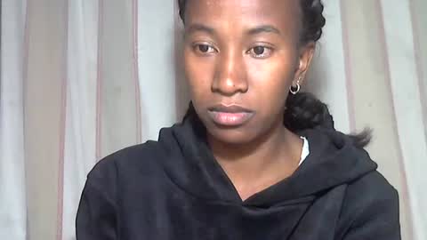 minouch211907 online show from 11/15/25, 07:21