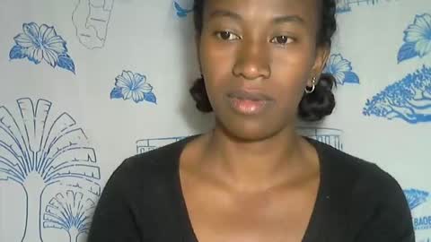 minouch211907 online show from 12/19/25, 02:29